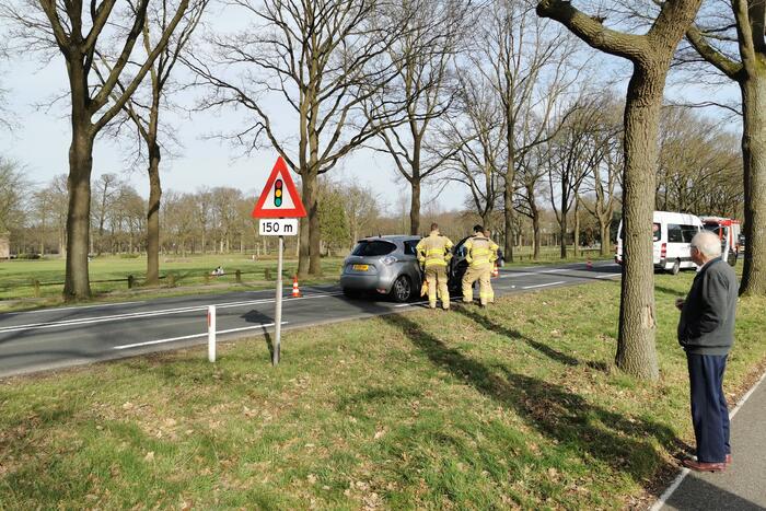 Veel schade bij botsing met taxibus