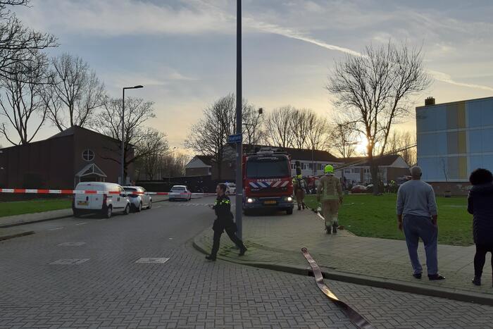 Veel schade bij brand in portiekwoning