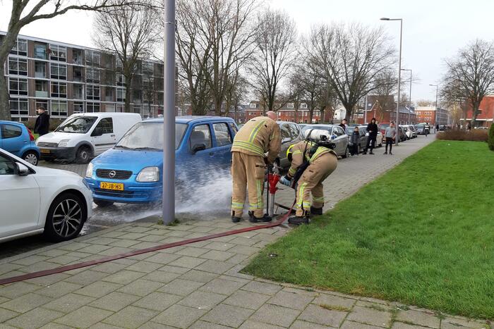 Veel schade bij brand in portiekwoning