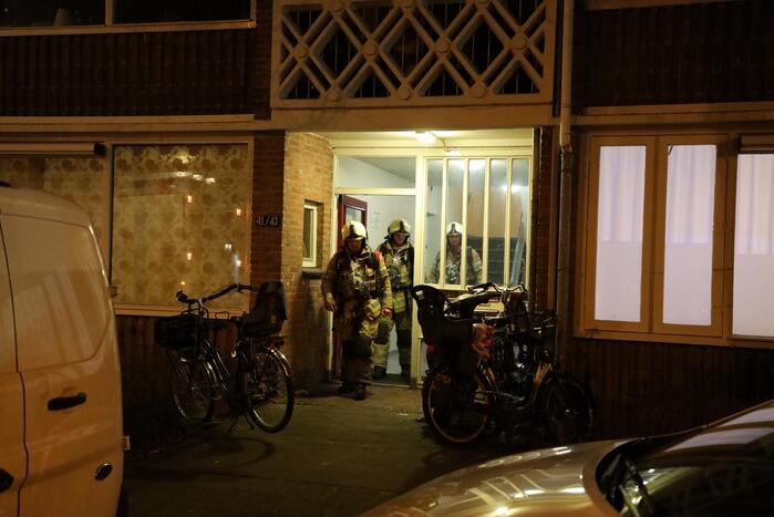 Brandweer doet onderzoek naar vreemde lucht