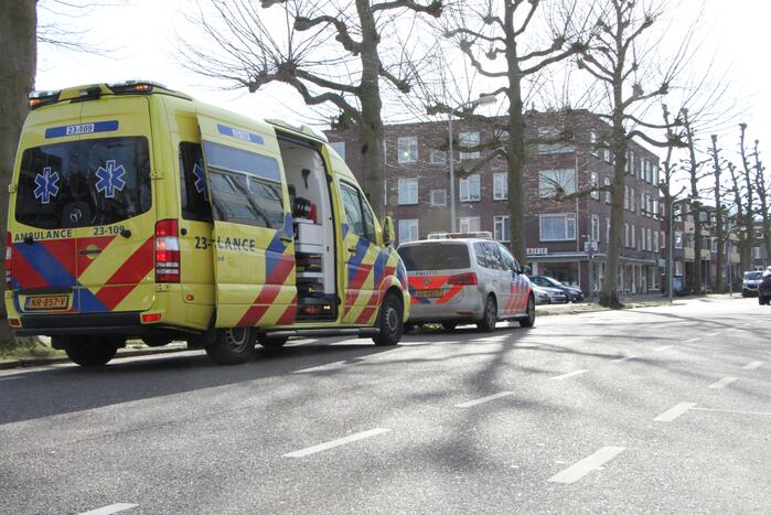 Fietser gaat onderuit