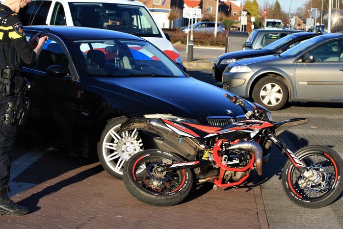 Ongeval tussen brommer en auto