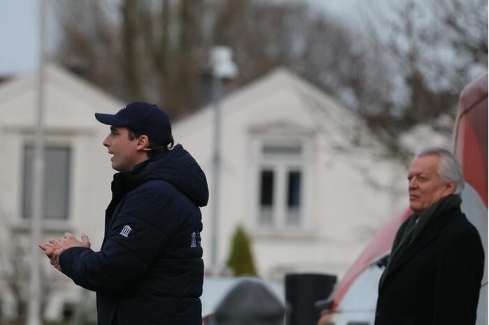 Thierry Baudet voert campagne op parkeerplaats Klein Amerika