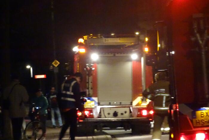 Brandweer blust kleine brand in keuken