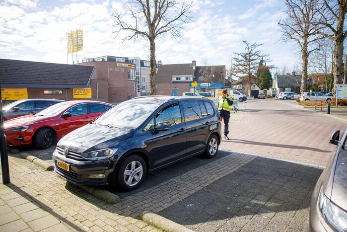 Vrouw ernstig gewond bij verkeersongeval