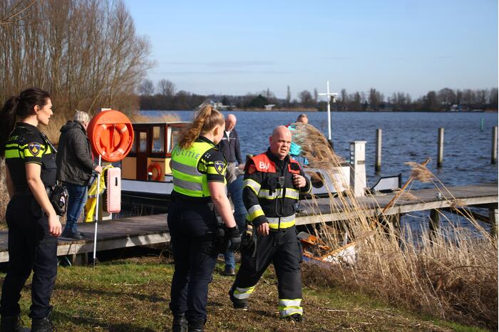 Onderzoek naar mogelijk vermiste kanoër op water Mooie Nel