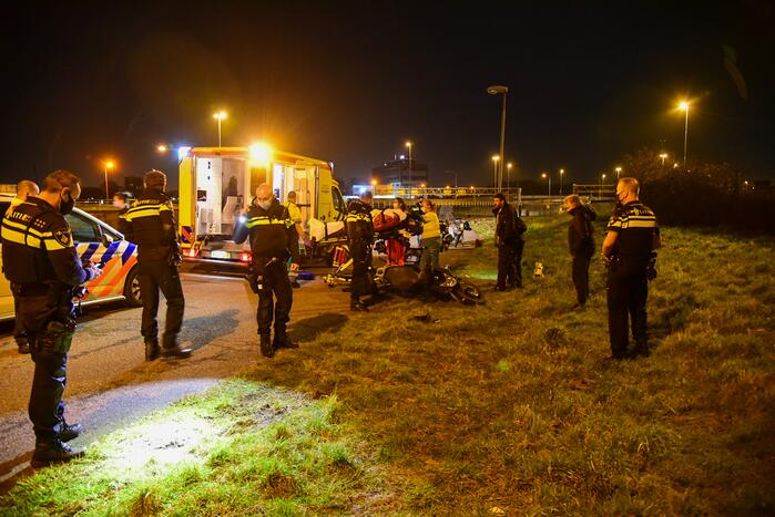 Scooterrijder zwaargewond na eenzijdig ongeval