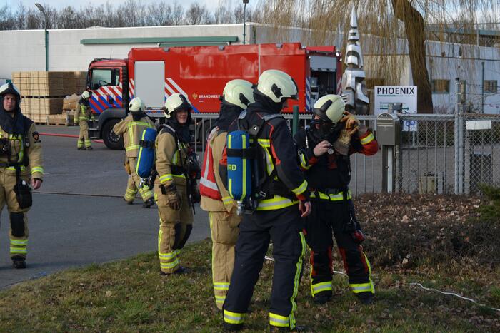 Gasfles in brand bij Phoenix Pallets