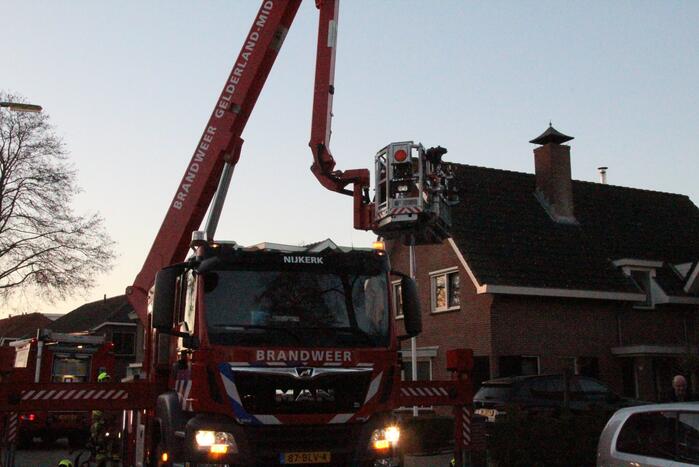 Schoorsteenbrand snel onder controle
