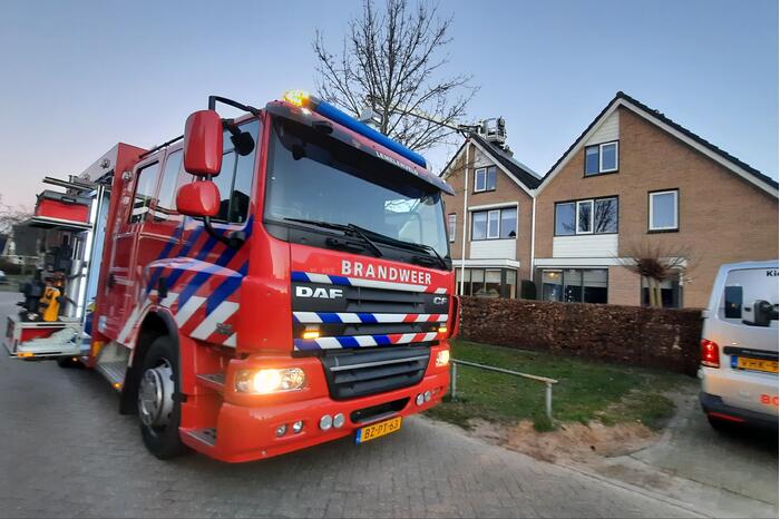Schoorsteen geveegd na brand