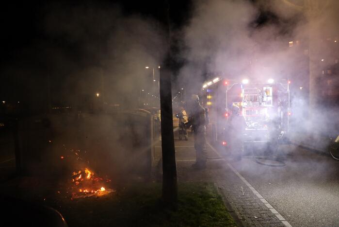 Papier in brand na brandstichting