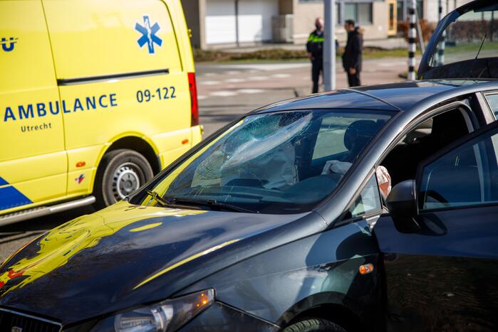 Gewonden bij verkeersongeval met scooter