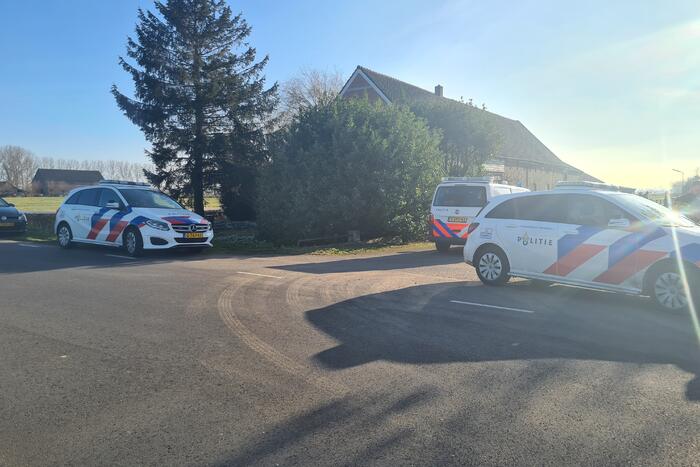 Politie onderzoek bij woning