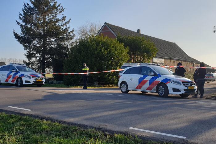 Politie onderzoek bij woning