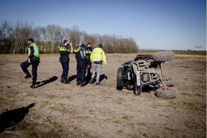 Persoon raakt gewond na ongeval met terreinbuggy