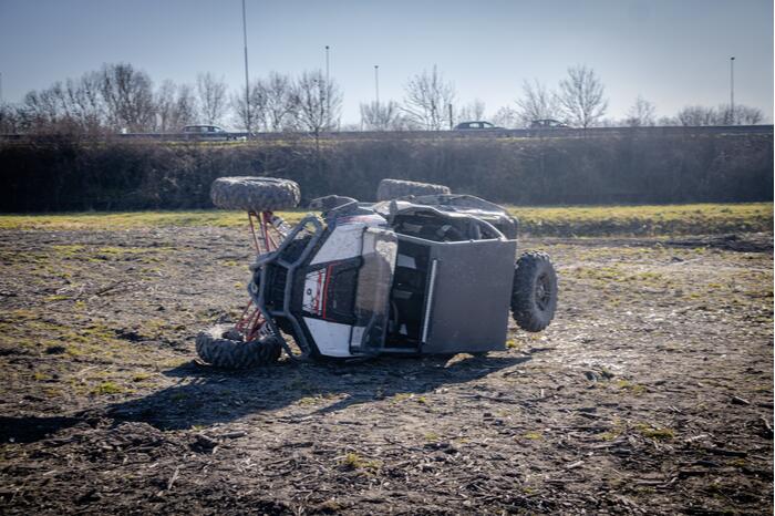 Persoon raakt gewond na ongeval met terreinbuggy