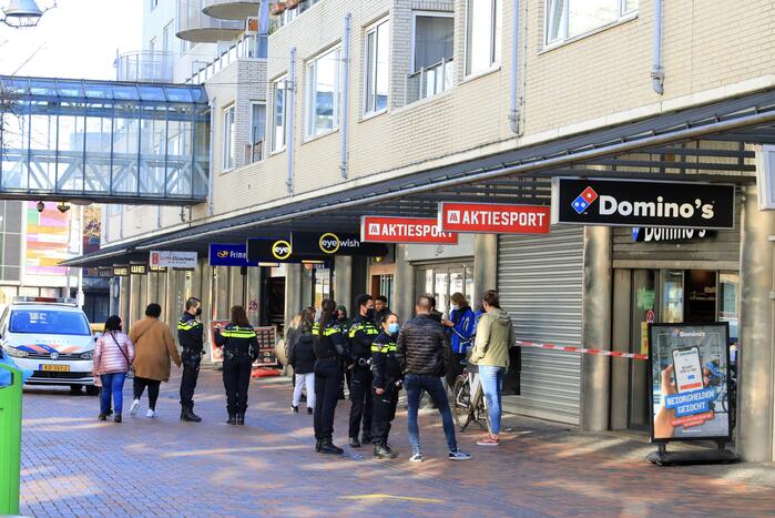 Politie doet onderzoek naar gewapende overval op Domino's Pizza