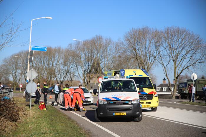 Fietser ernstig gewond bij botsing met auto