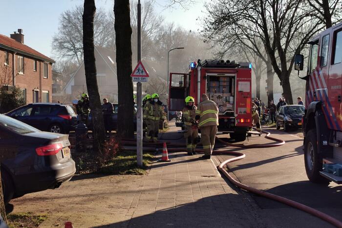 Veel rook bij brand in schuur