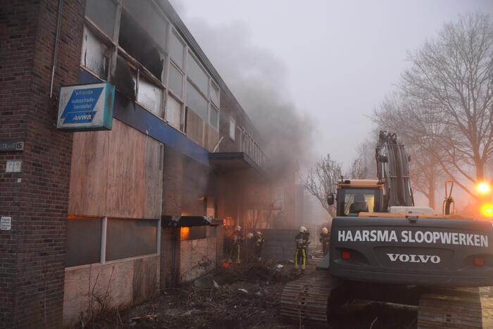 Flinke brand in leegstaand pand