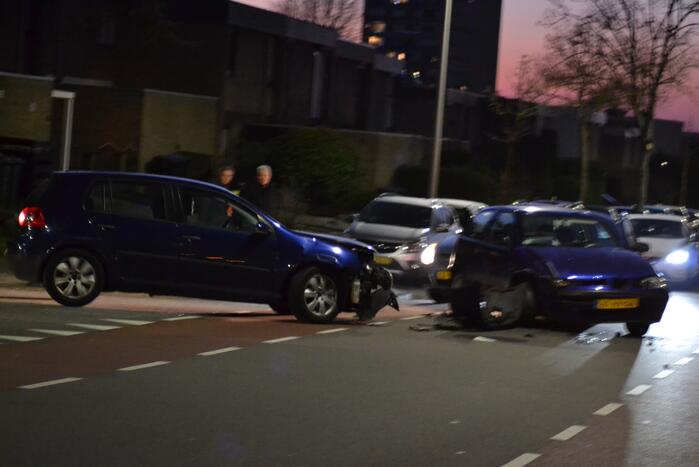 Veel schade bij frontale botsing