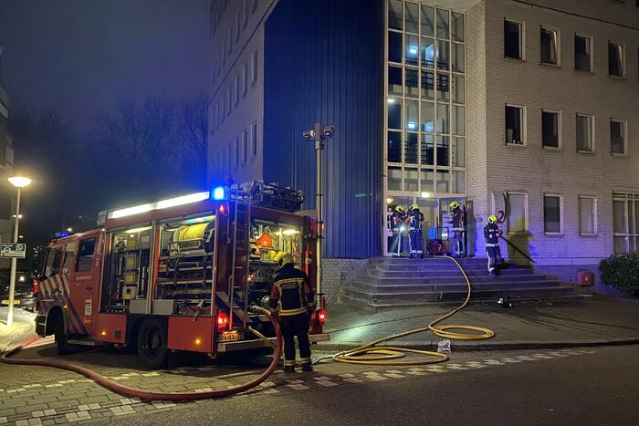 21 appartementen ontruimd door brand in kelder