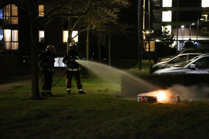 Vuurwerkresten geblust door brandweer