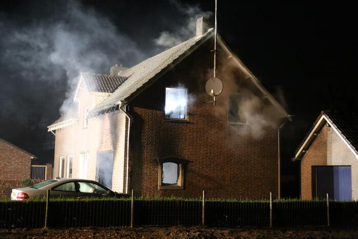 Woning onbewoonbaar na woningbrand