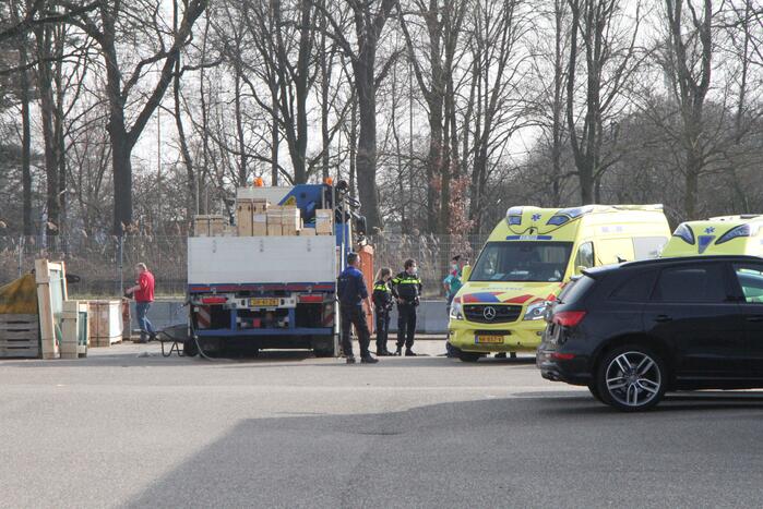 Persoon gewond bij incident bedrijventerrein