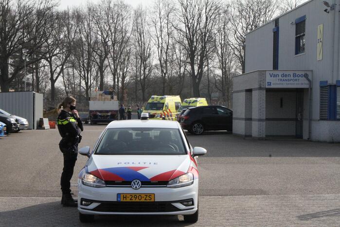 Persoon gewond bij incident bedrijventerrein