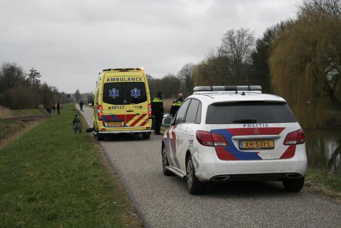 Fietser gaat onderuit en raakt gewond