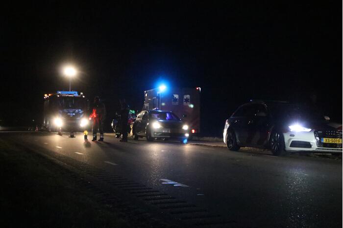 Auto belandt in sloot