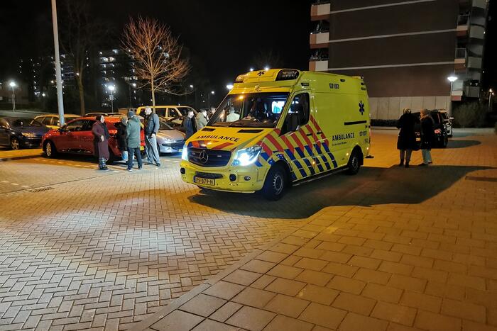 Bestuurder vlucht na opzettelijke aanrijding