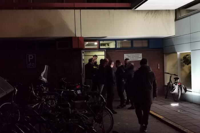 Bestuurder vlucht na opzettelijke aanrijding