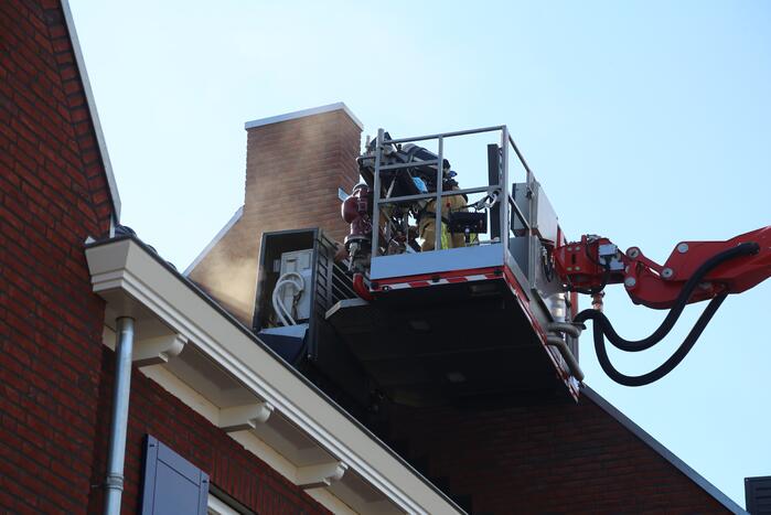 Veel rook bij brand in woning