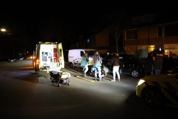 Persoon zwaargewond na val