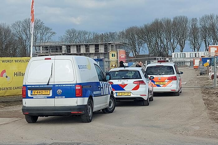 Zoekactie naar verdachte personen op bouwterrein