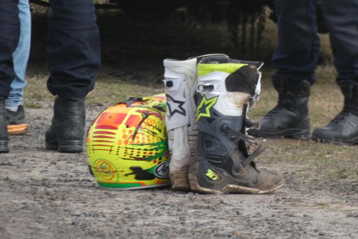Gewonde na valpartij met motor op crossterrein