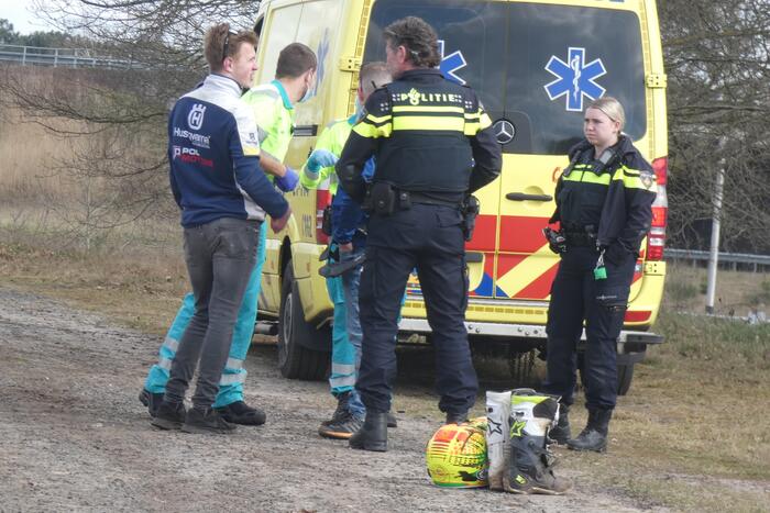 Gewonde na valpartij met motor op crossterrein