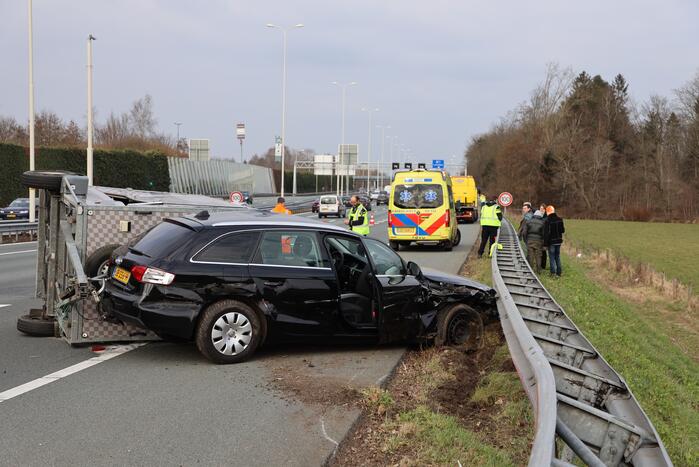 Aanhanger geschaard bij ongeval