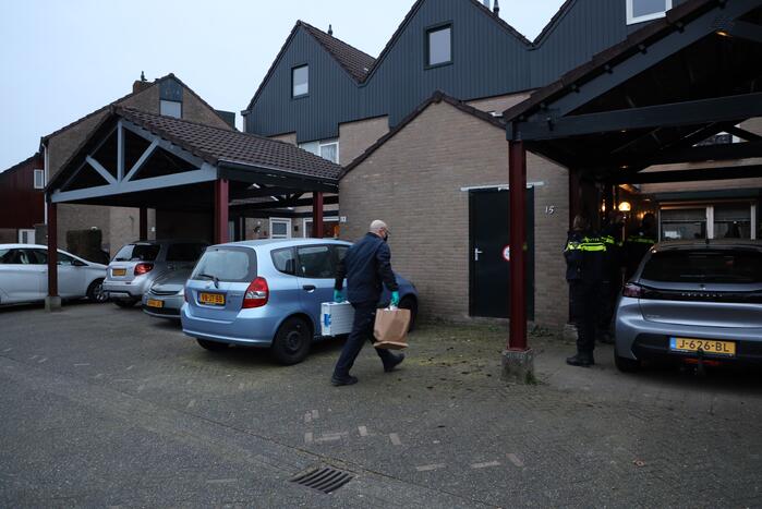 Overleden persoon aangetroffen in woning