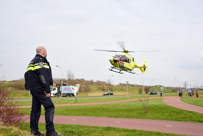 Man ernstig gewond na val van dak in Vrijheidsakker