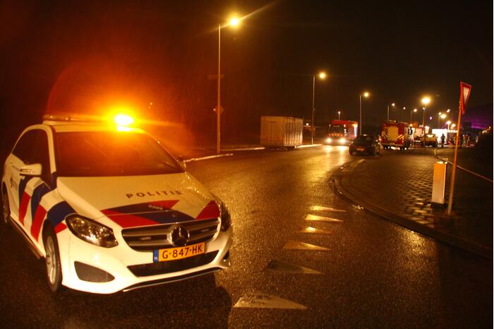 Uitslaande brand in Westelijk Havengebied