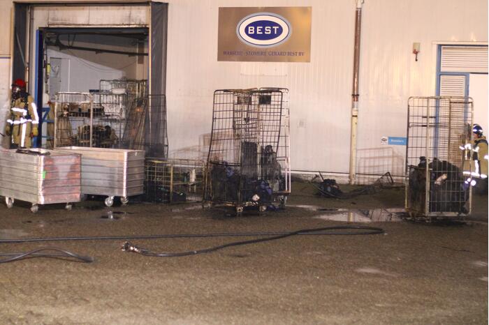 Uitslaande brand in Westelijk Havengebied