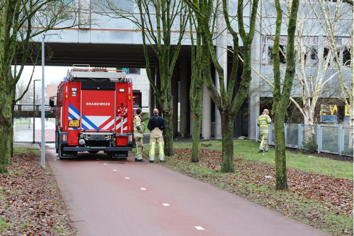 Brand in leegstaand bedrijfspand