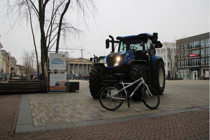 Boeren in actie tegen weidevogelplan