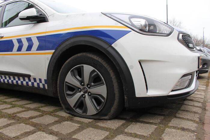 Banden voertuigen handhaving lekgestoken