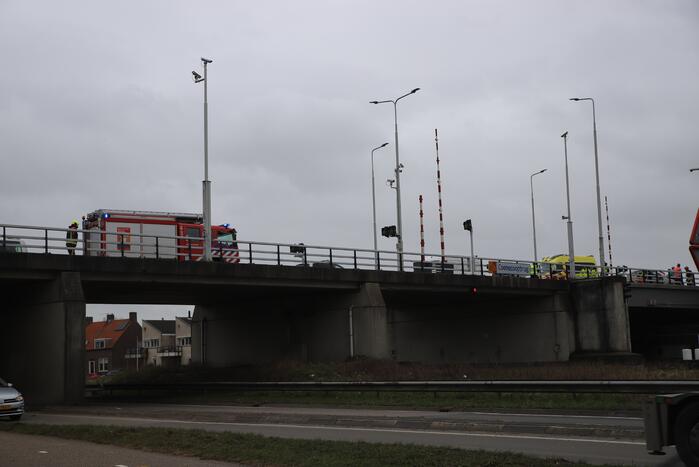 Ernstig ongeval op Coenecoopbrug