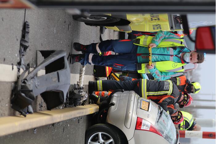 Ernstig ongeval op Coenecoopbrug