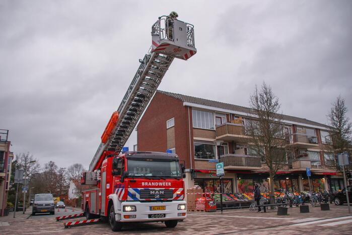 Dakpannen woning losgewaaid